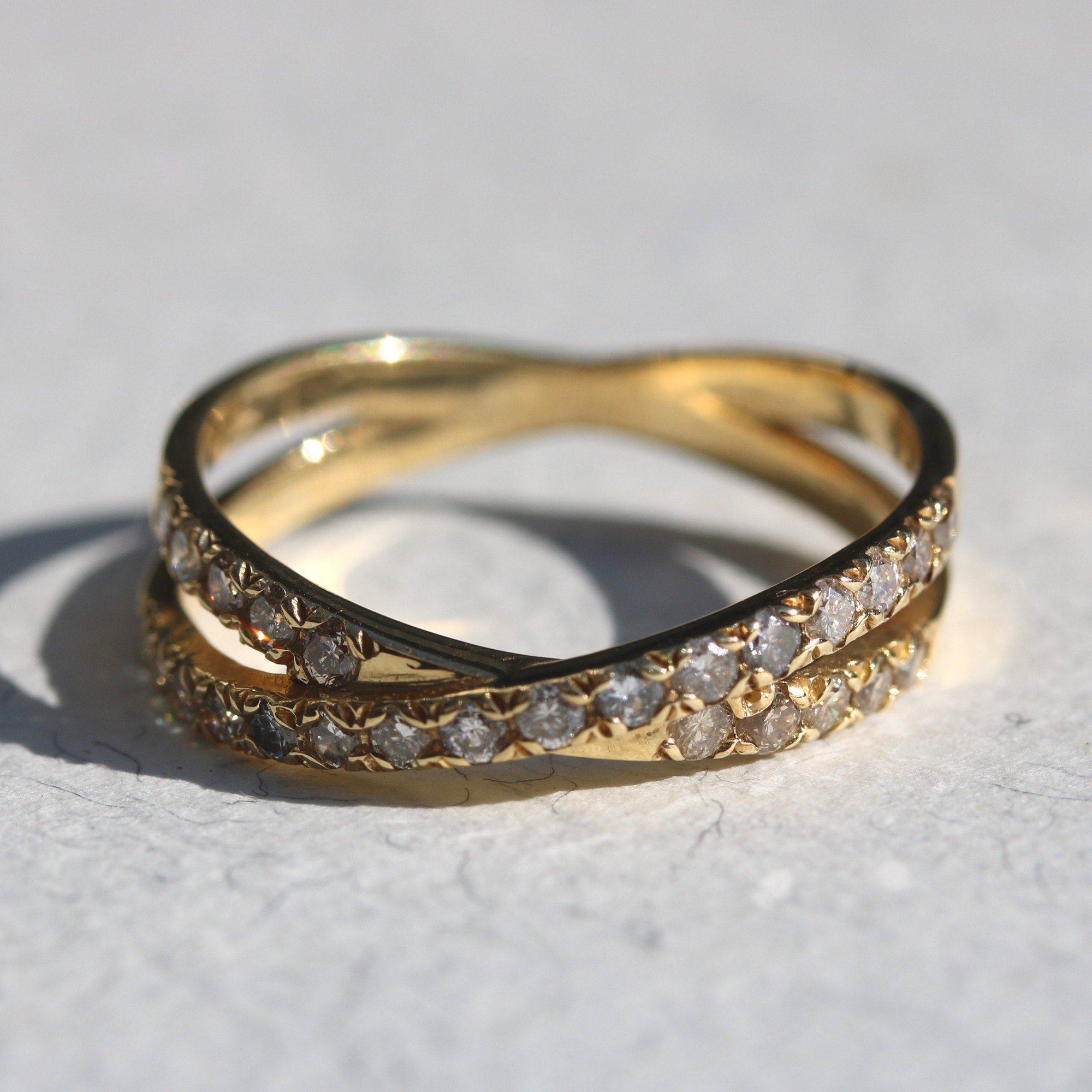 טבעת יהלומים חצי איטרניטי שני גשרים – תמונה 7